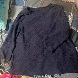 Alia navy color ladies tshirt. Size 2xl